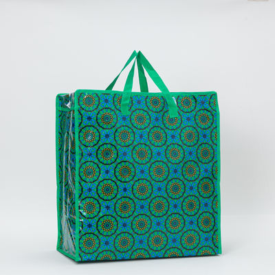 Estructura de material de PP Bolsas de compras con tirador con diseño de impresión de tamaño personalizado